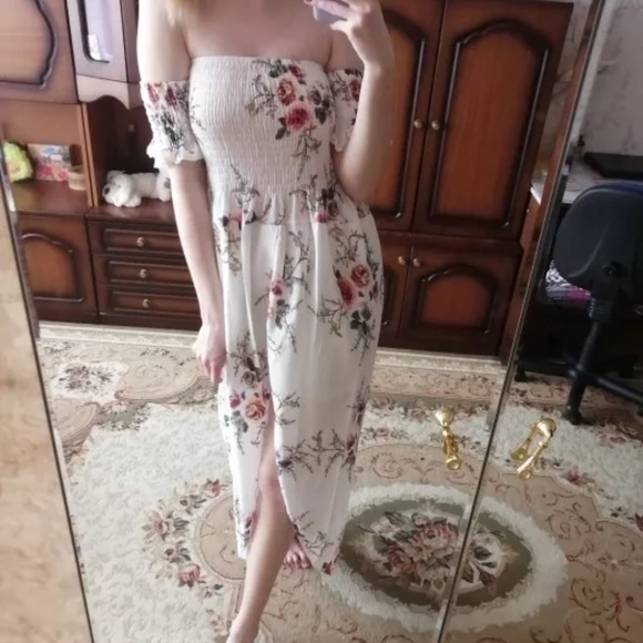 NWT Smocked Floral off shoulder maxi sundress beach dress - Picture 4 of 7